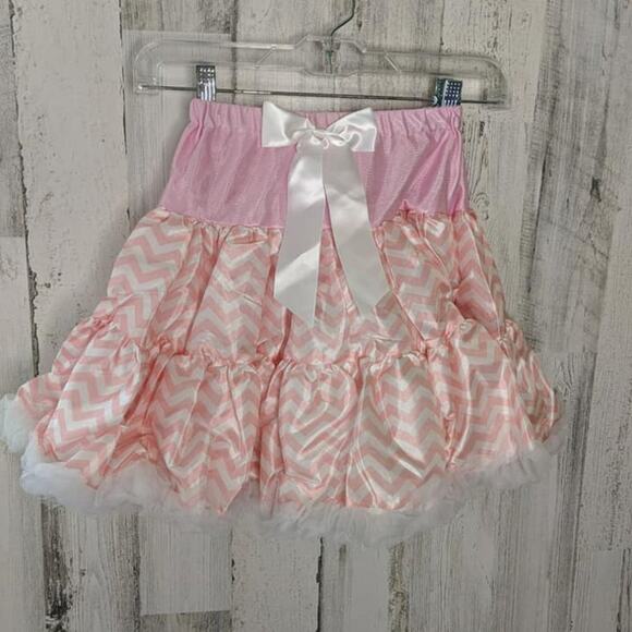 Pink and Peach Chevron Tutu with Bow Dance Dress Up Costume NEW - Picture 2 of 5
